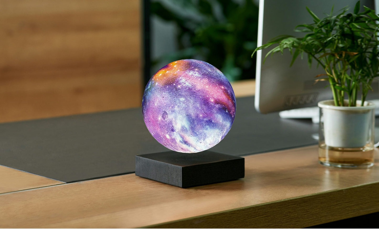 Gingko Design - Smart Galaxy Lamp